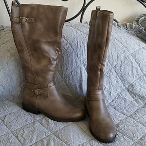 Kim Roger's boots